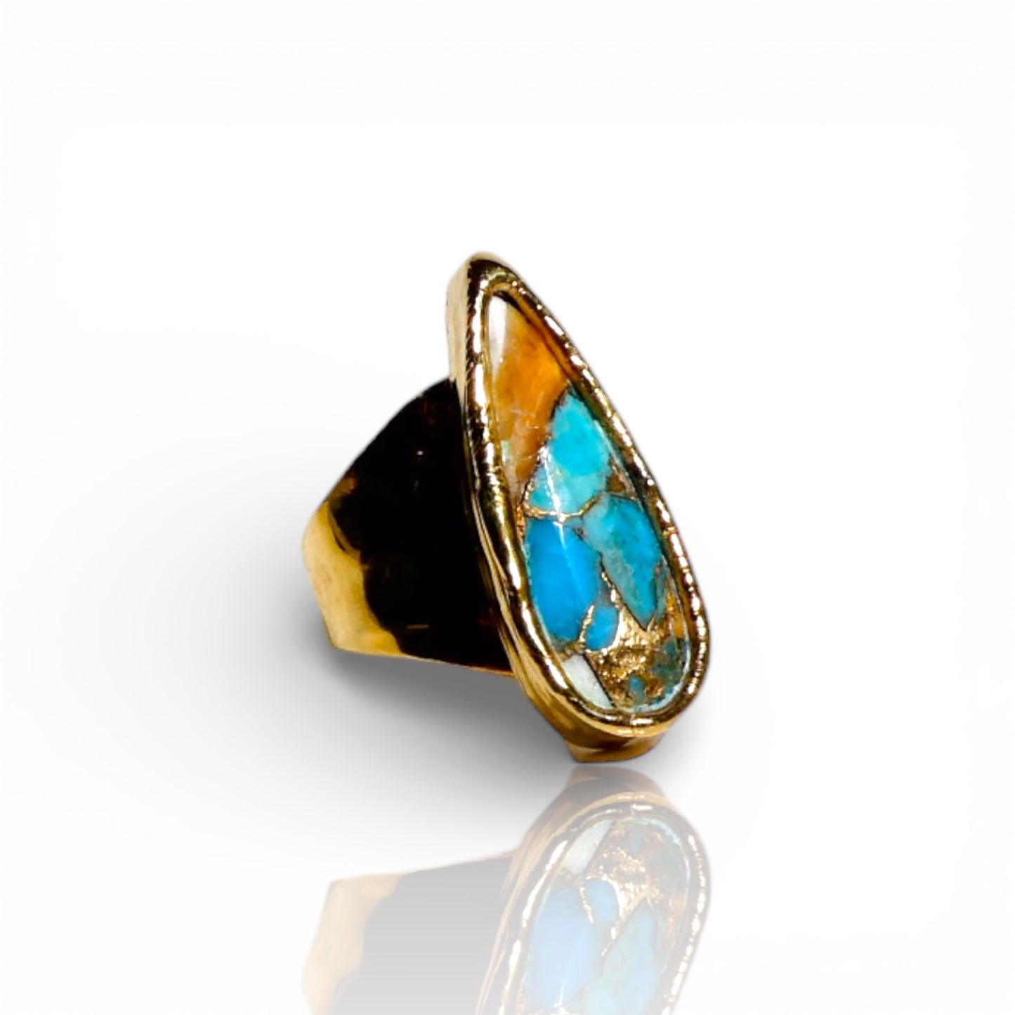 Spiny Oyster Turquoise Teardrop Ring