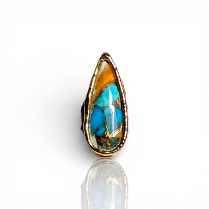 Spiny Oyster Turquoise Teardrop Ring