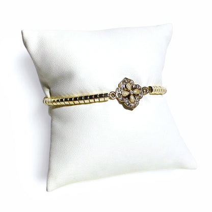 Hematite Clover Stretch Bracelet