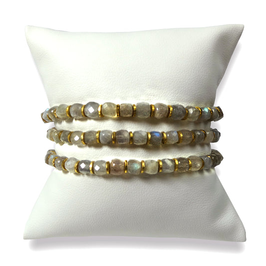 One Labradorite Beautiful Beaded Bracelet